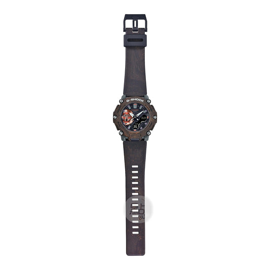 CASIO GA-2200MFR-5AER G-Shock 樹脂錶帶 200米防水 - 全身圖,展示玫瑰金錶面點綴及錶帶