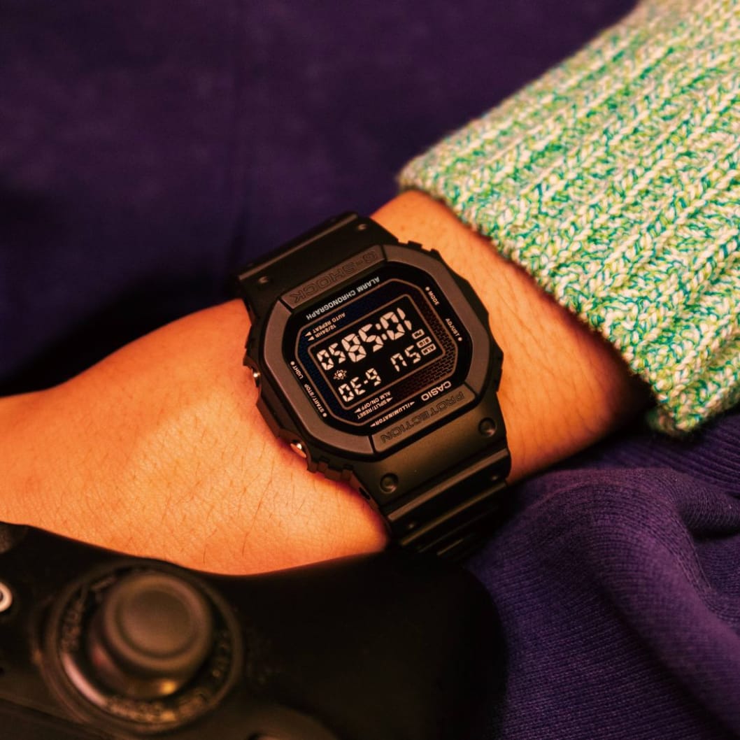 卡西歐 DW-5600RW-1ER - 其他角度（2）