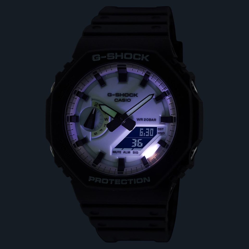 卡西歐 GA-2100HD-8AER - 其他角度