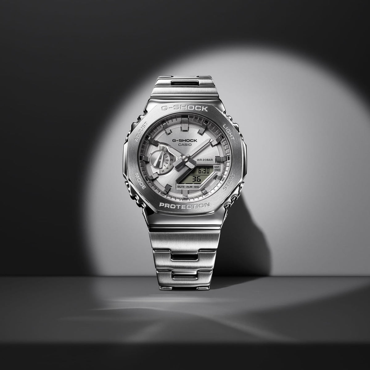 Casio G-Shock 銀色八角形不鏽鋼指針數碼手錶 GM-2110D-7A - detail photo 3