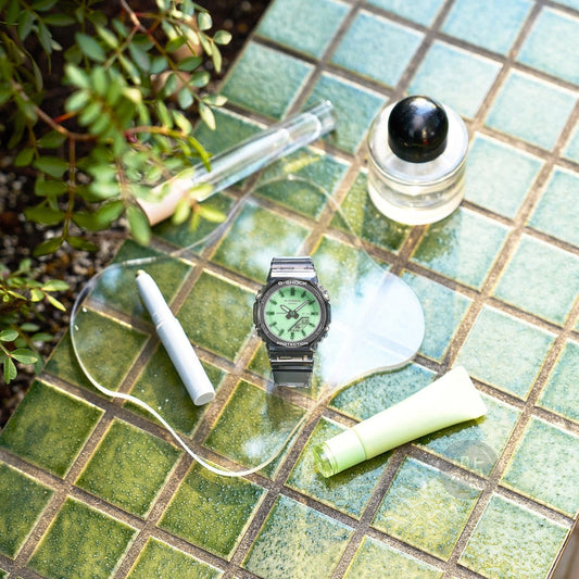 卡西歐 GMA-P2100SR-1ADR - 錶底蓋