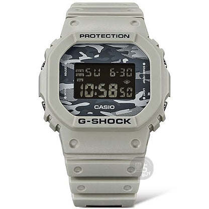 DW-5600CA-8ER close up