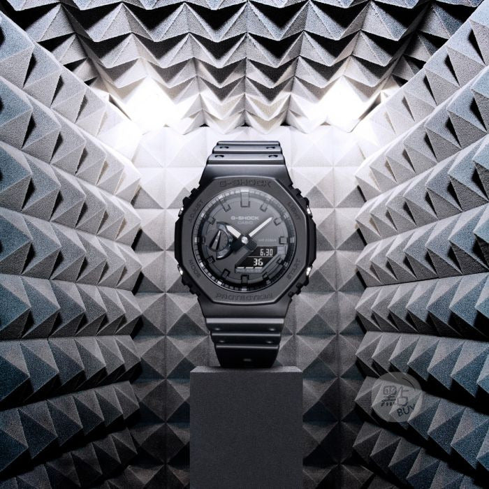 GA-2100-1A1ER lifestyle