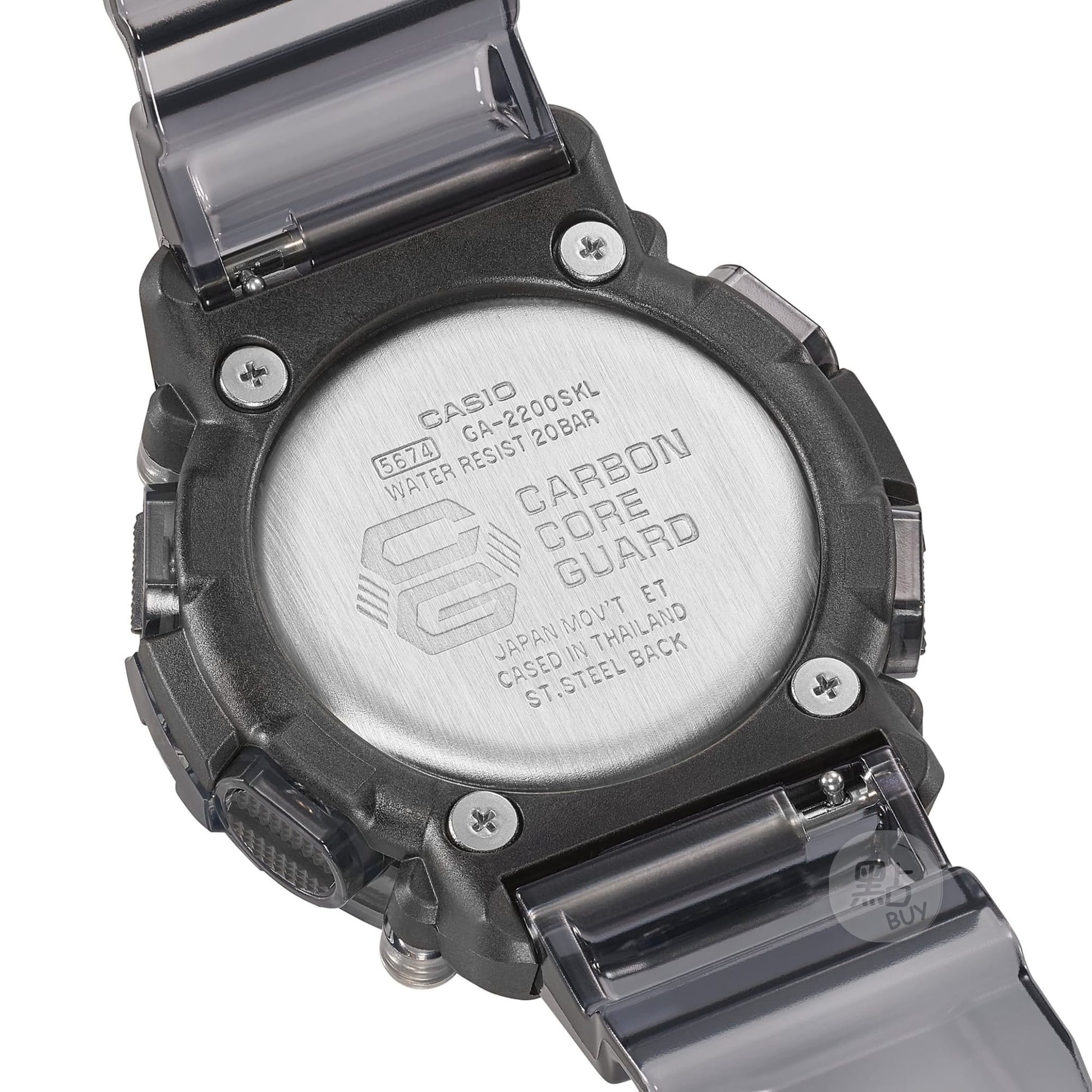 CASIO GA-2200SKL-8AER G-Shock 樹脂錶帶 200米防水 - 錶背細節，展示Carbon Core Guard刻字