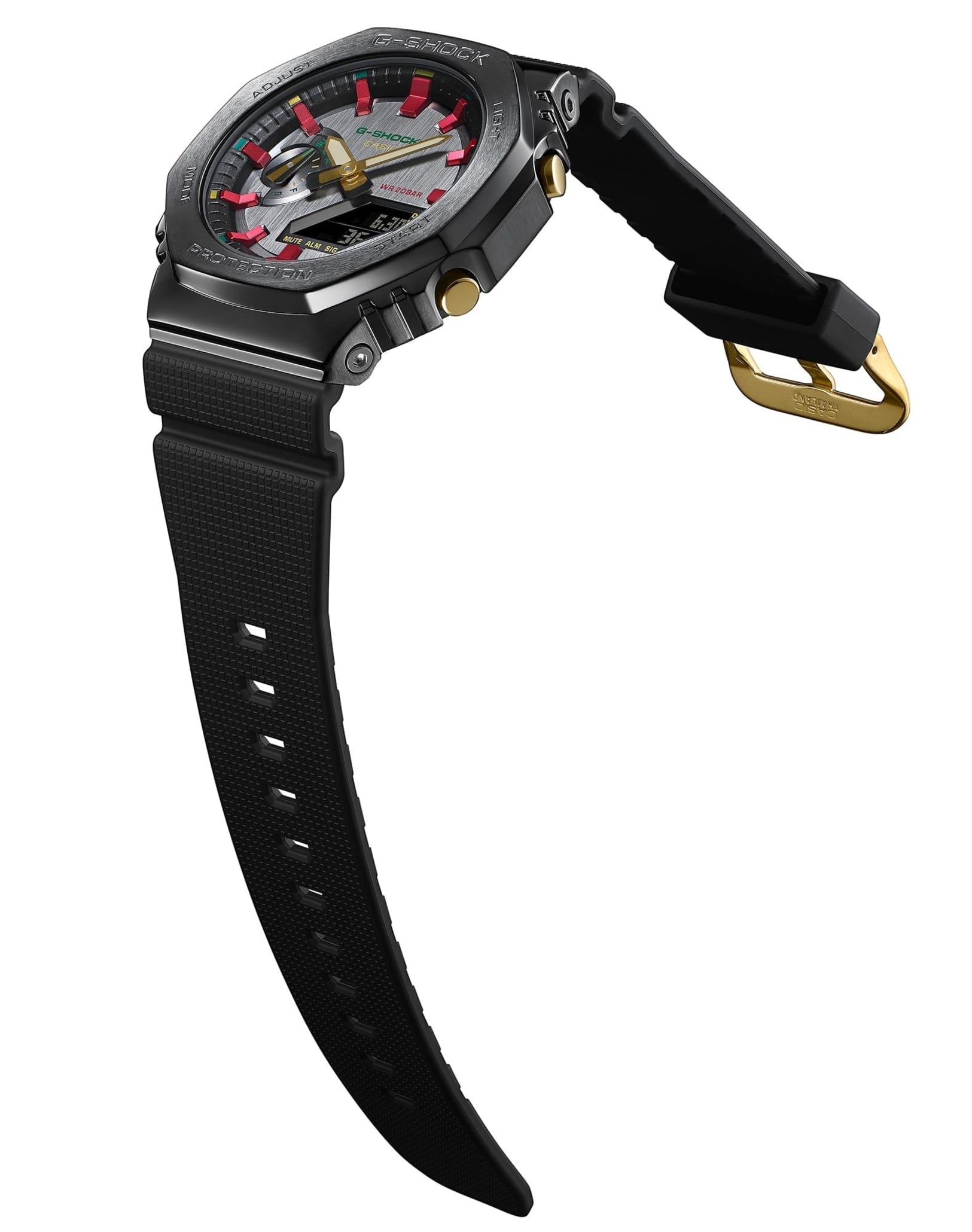 CASIO GM-2100CH-1ADR G-Shock 樹脂錶帶 200-meter 防水 - 斜側面圖，展示錶帶及金色錶扣
