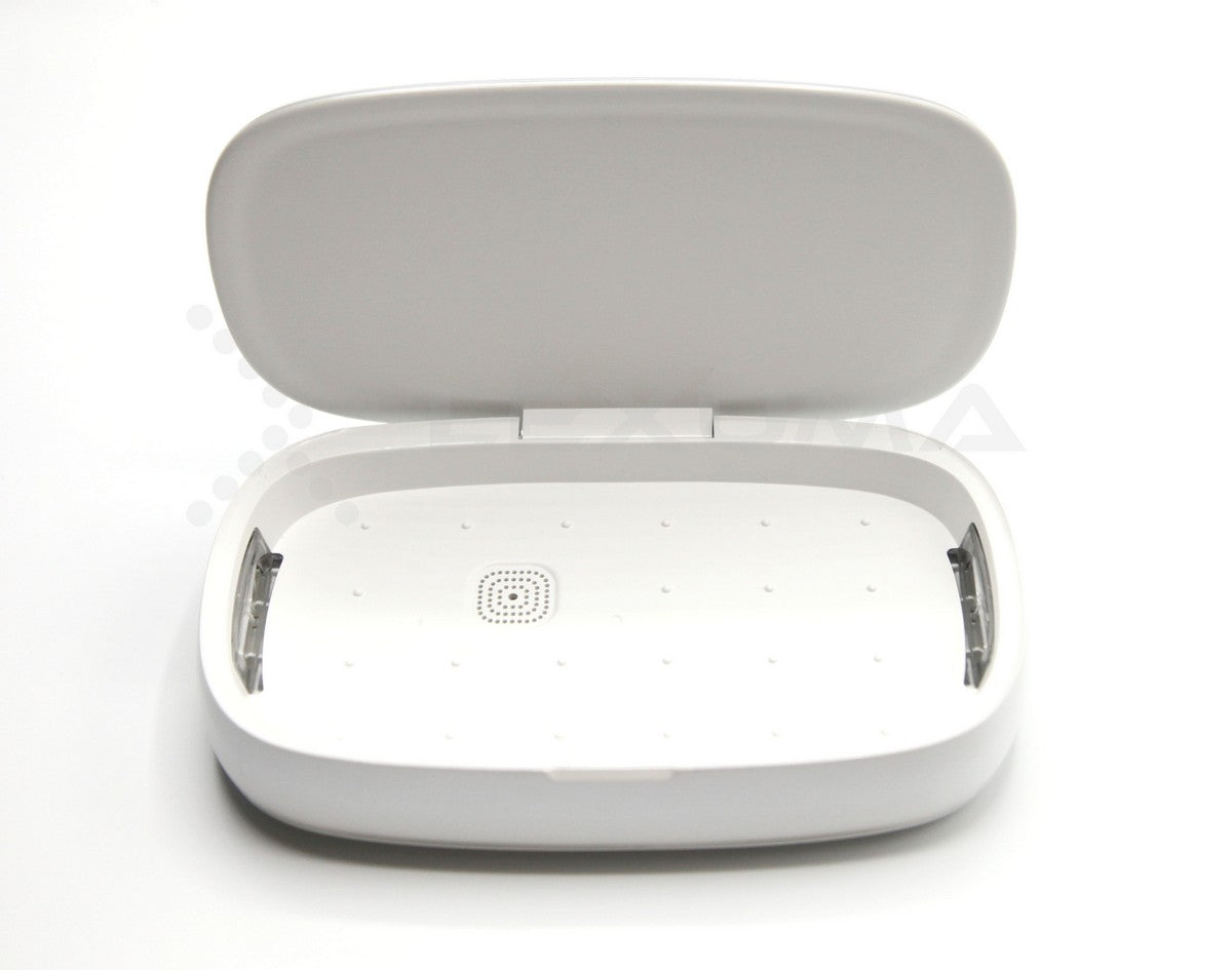 Dimbuyshop Lexuma XGerm mobile phone UV Sanitizer disinfectant phonesoap accessories 多功能手機紫外線消毒器 紫外線消毒 消毒產品 殺滅細菌 手機清潔 clean your phone white in color 打開 front view