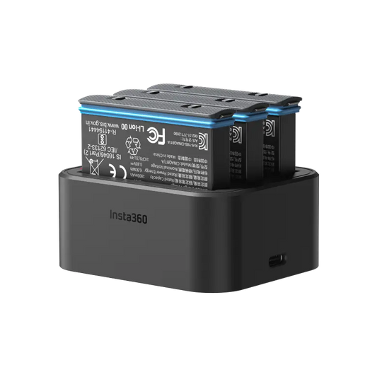 Insta360-X3-Power-Accessories-Fast-Charge-Hub