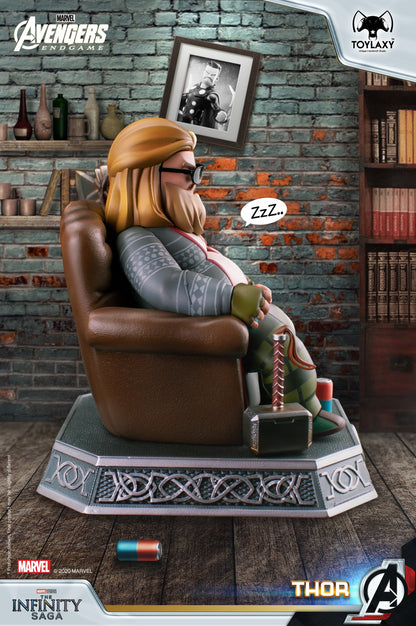 漫威復仇者聯盟：雷神索爾--胖索爾特別版正版模型手辦人偶玩具終局之戰版 Marvel's Avengers: Bro Thor Official Figure Toy left