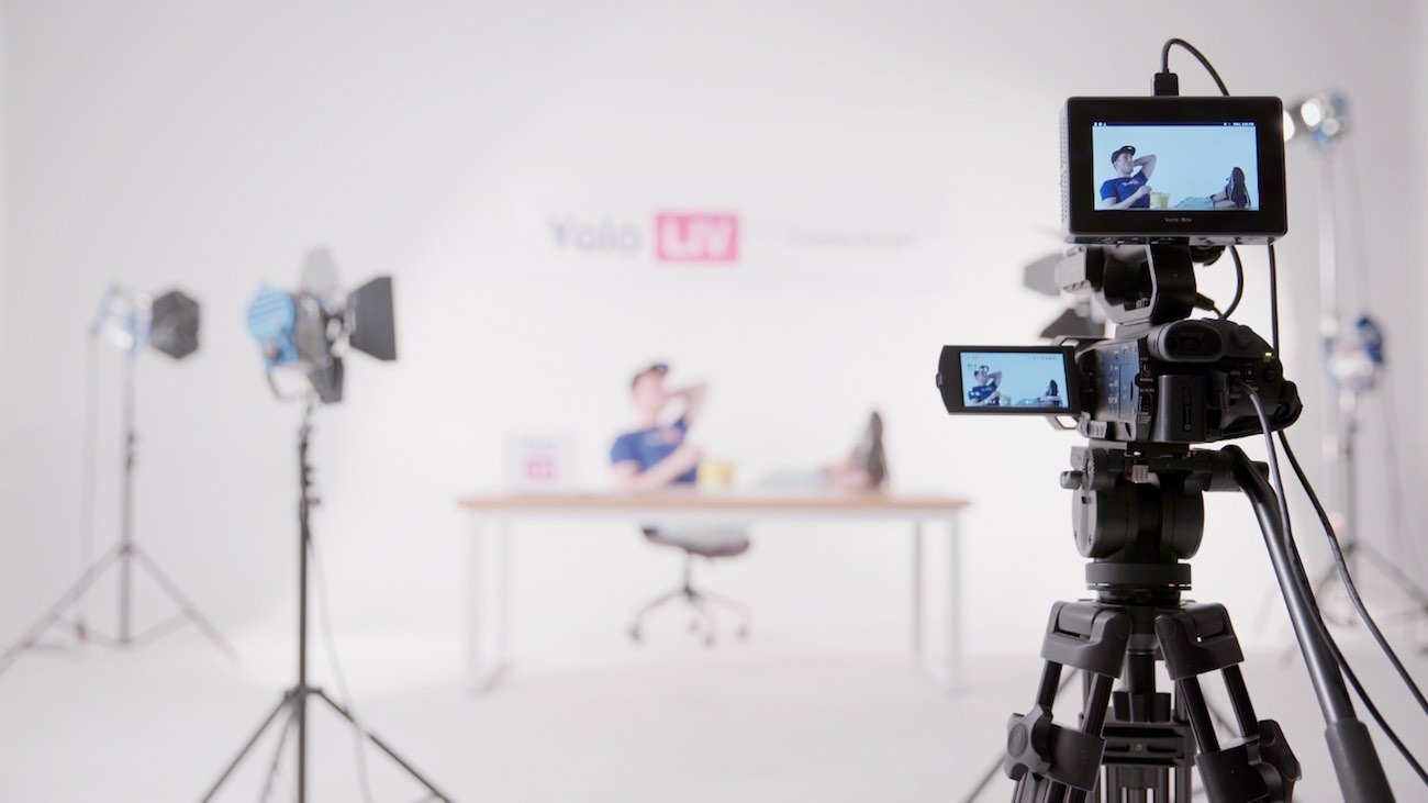 YoloLiv YoloBox Portable Live Stream Studio - Streams to YouTube, Facebook, Twitch